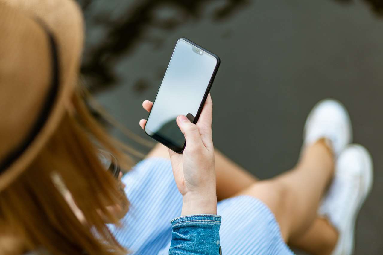 Come Incuriosire Un Uomo Per Messaggio