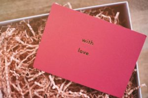 Scritte e frasi con parole d'amore belle e bellissime da dedicare a lei